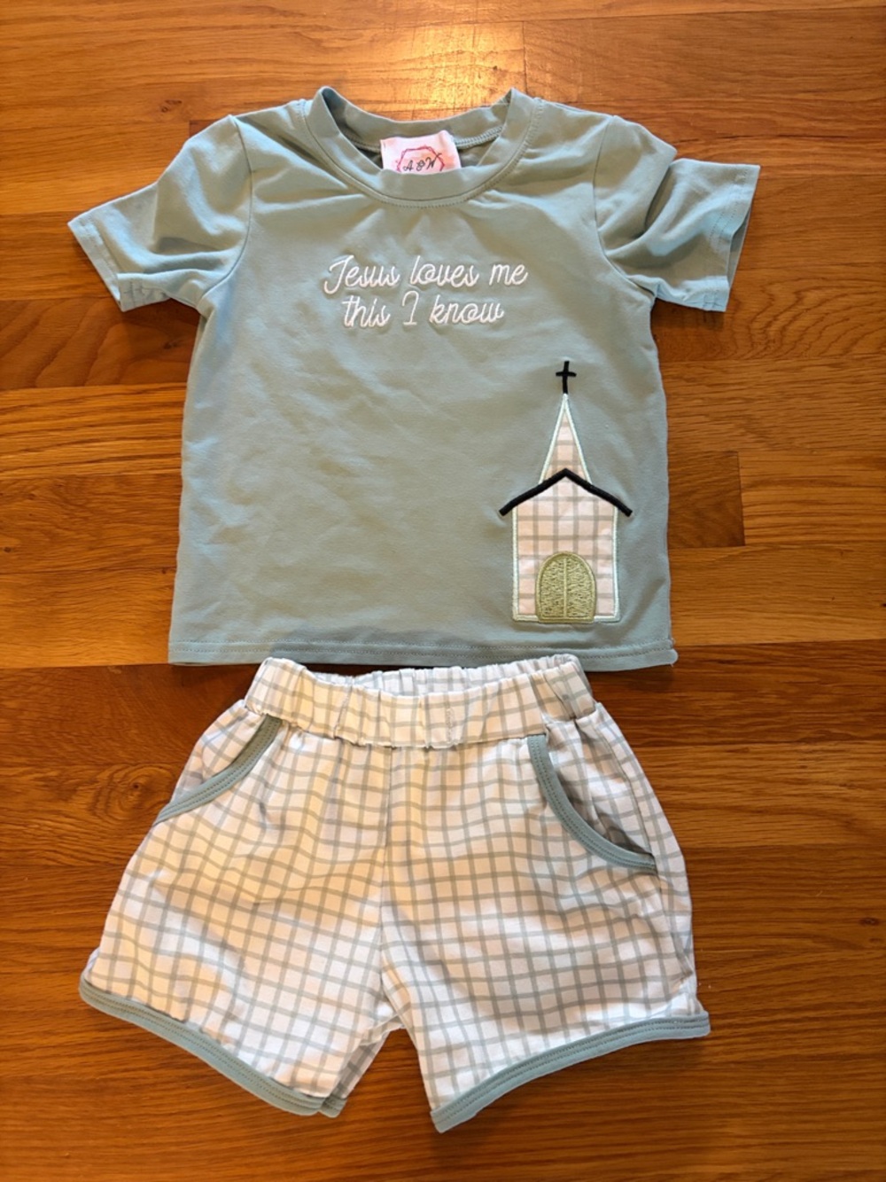 Jesus Loves Me Set